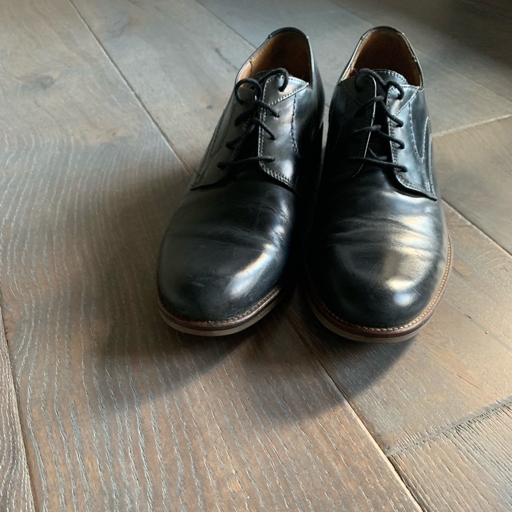 Men’s Bostonian Navy Leather Oxfords